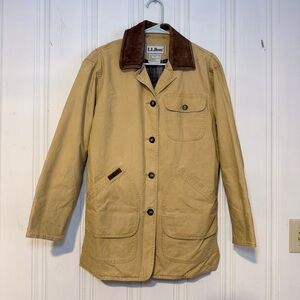 L.L. Bean vintage women’s small Tan chore coat Jacket with Brown Collar